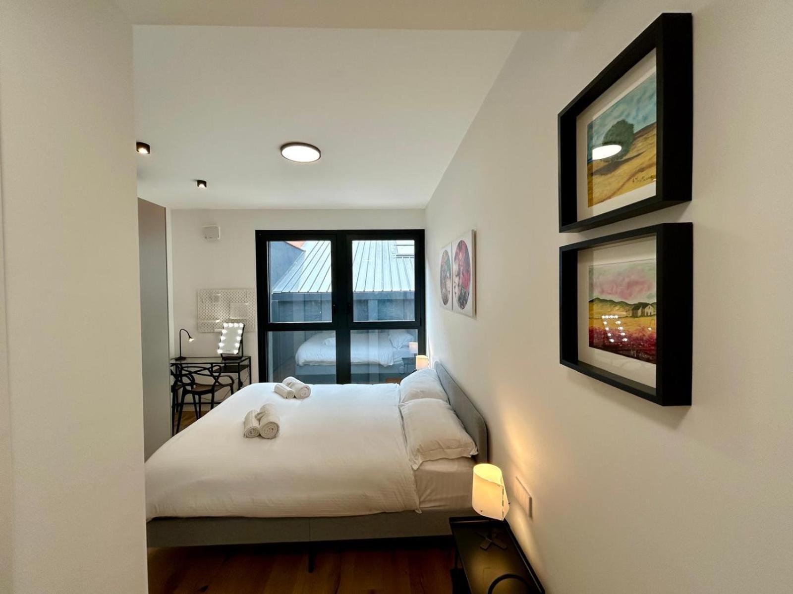 Kibilu Luxury With Terrace, Isola District And Near Garibaldi Station Milaan