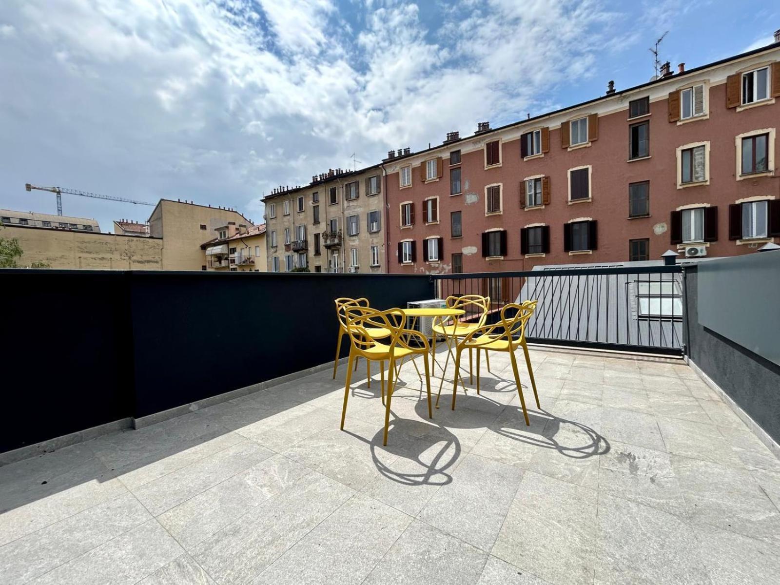 Kibilu Luxury With Terrace, Isola District And Near Garibaldi Station Appartement Milaan